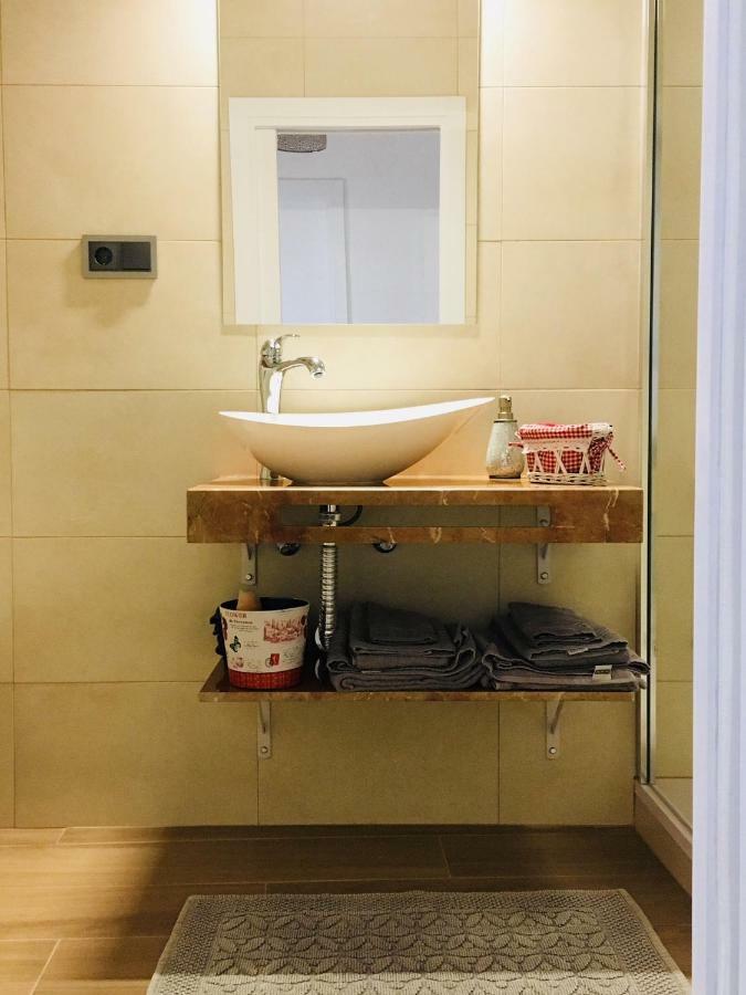 Atico Amor Apartment เวเฮร์ เด ลา ฟรอนเตรา ภายนอก รูปภาพ